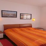 Functional Flat In A Fantastic With Pool Lägenhet Bibione