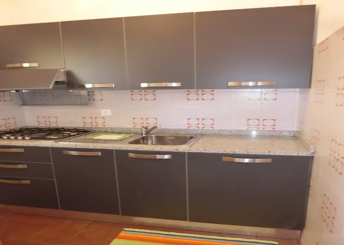 Functional Flat In A Fantastic With Pool *