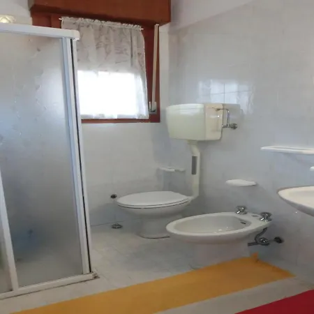 Functional Flat In A Fantastic With Pool Διαμέρισμα