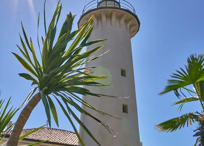 Functional Flat In A Fantastic With Pool